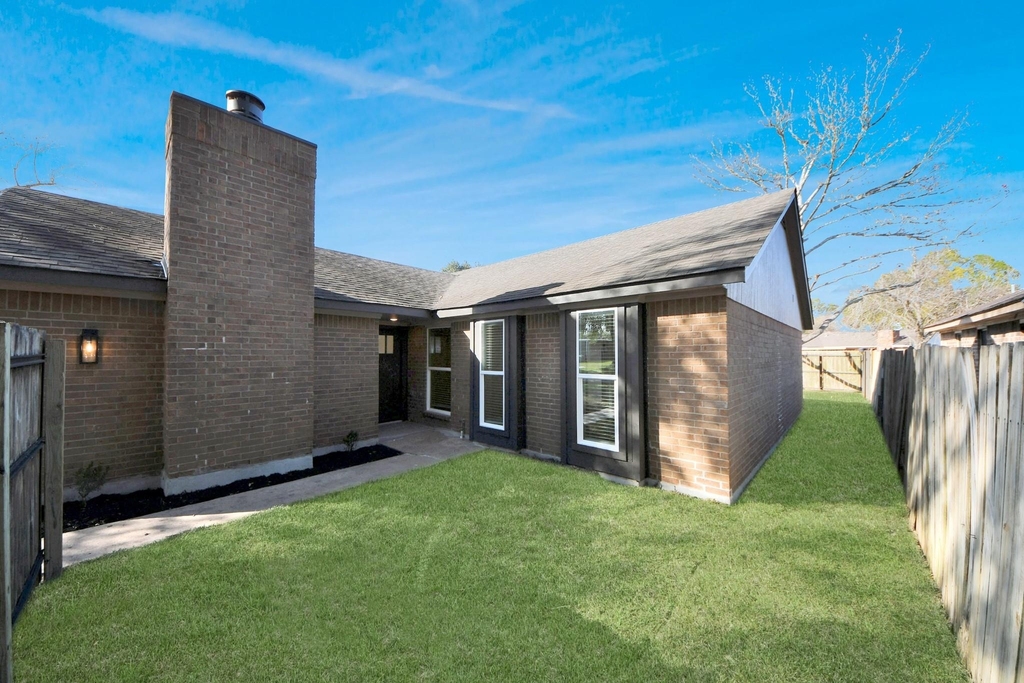 3305 Avenue R - Photo 20