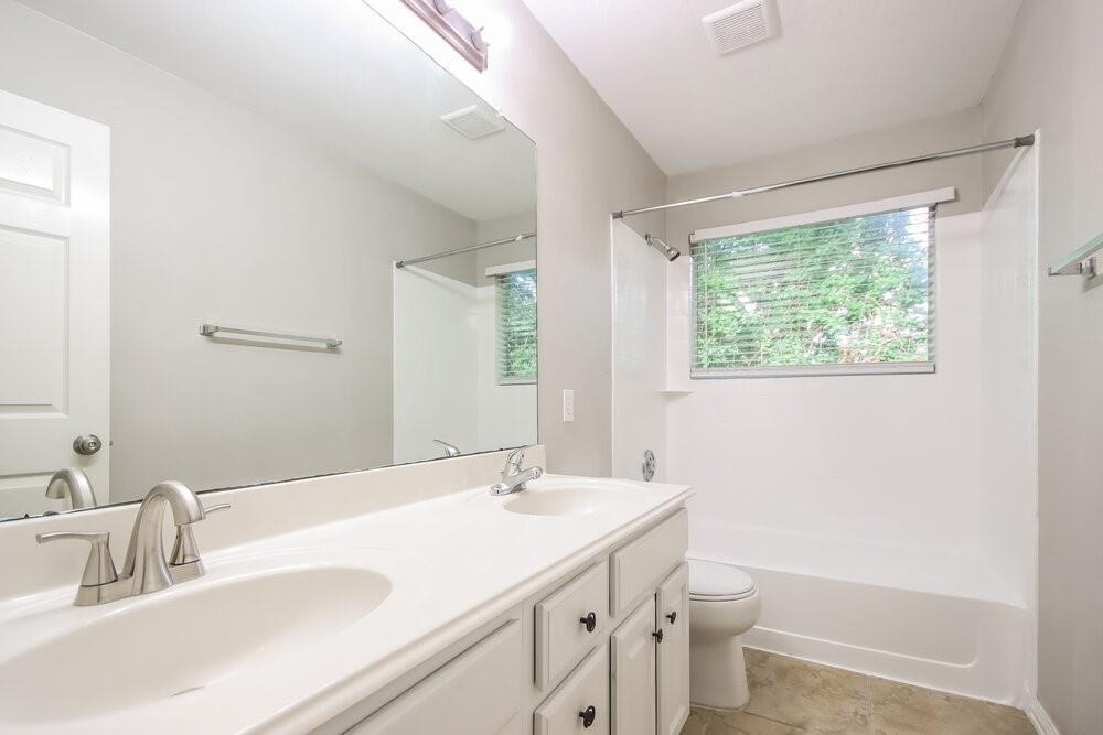 20914 Lake Park Trail - Photo 12