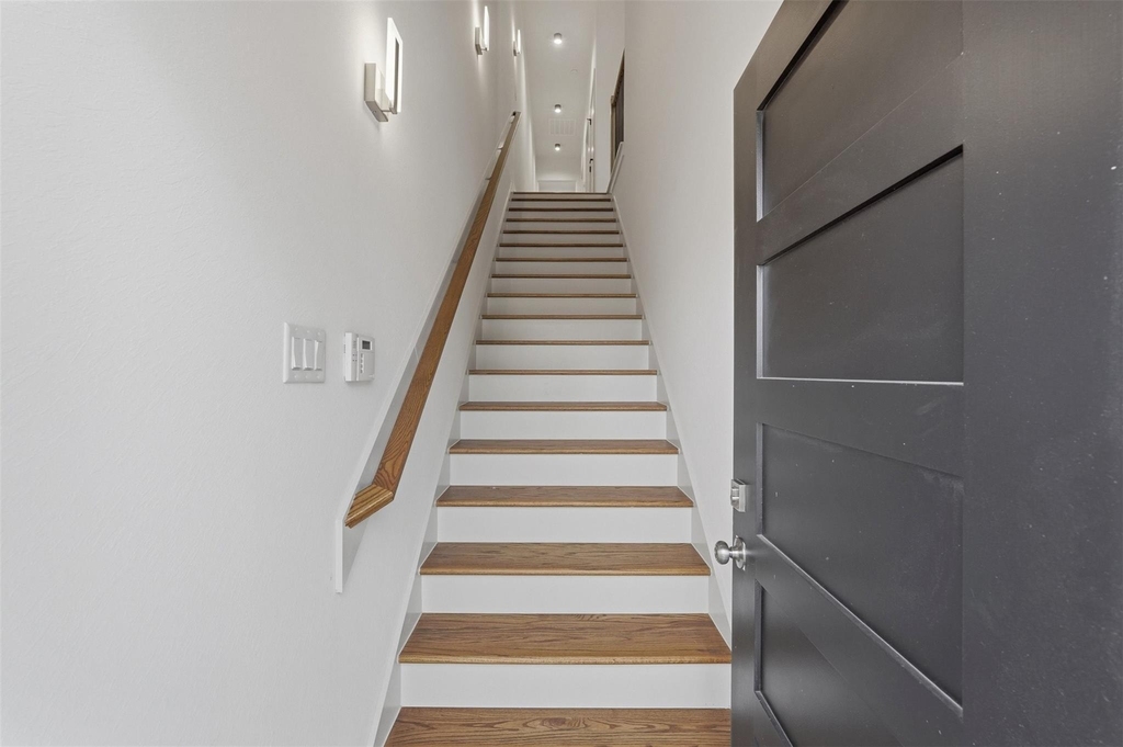 9819 Turnbow Street - Photo 4