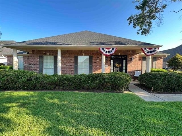 6035 Barrington Avenue - Photo 1