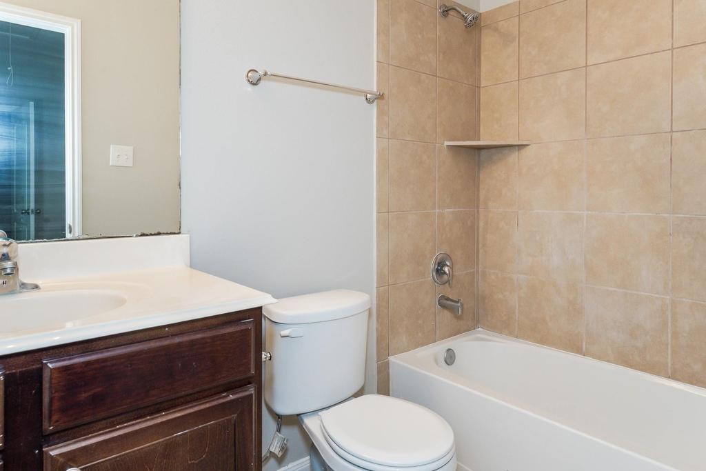 5026 Manor Stone Lane - Photo 13