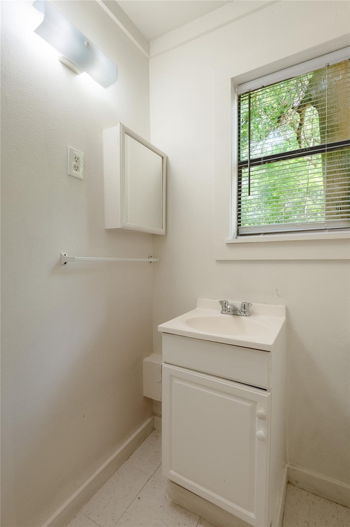 712 Cline Street - Photo 14