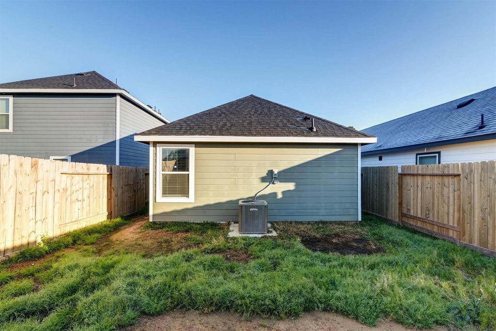 16428 Jasmine Marie Place - Photo 20