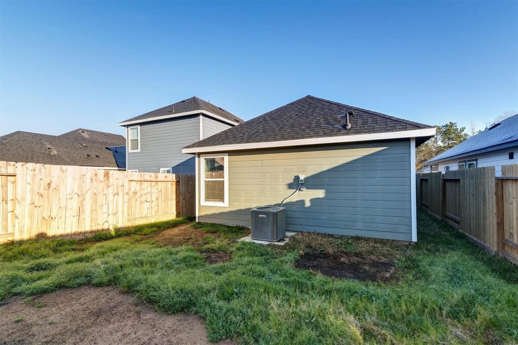 16428 Jasmine Marie Place - Photo 21