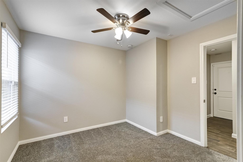16428 Jasmine Marie Place - Photo 13