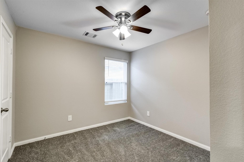 16428 Jasmine Marie Place - Photo 12
