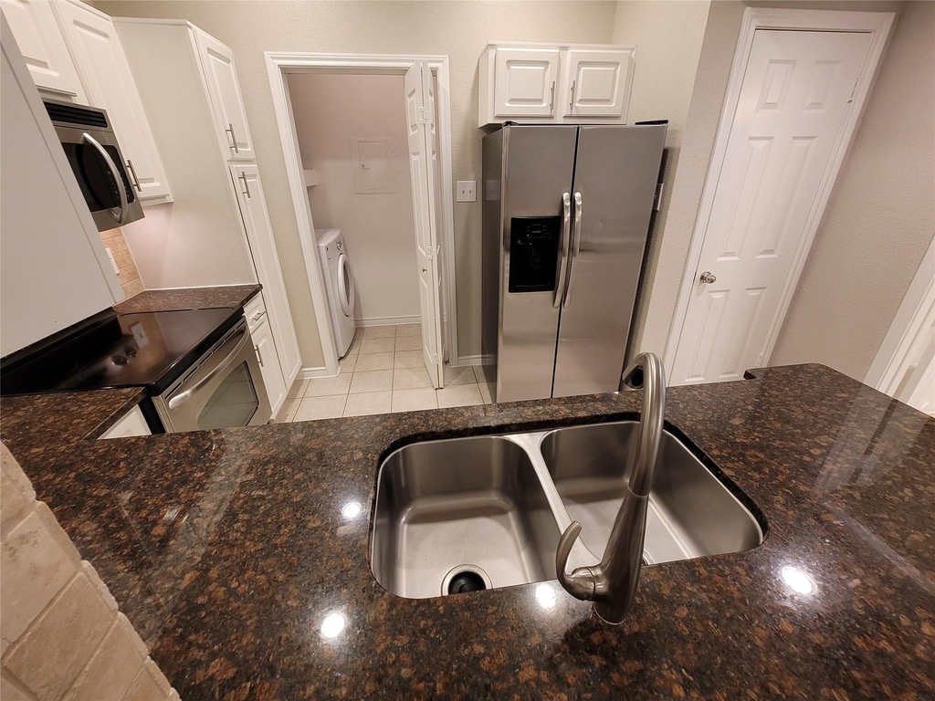1919 Post Oak Park Drive - Photo 4
