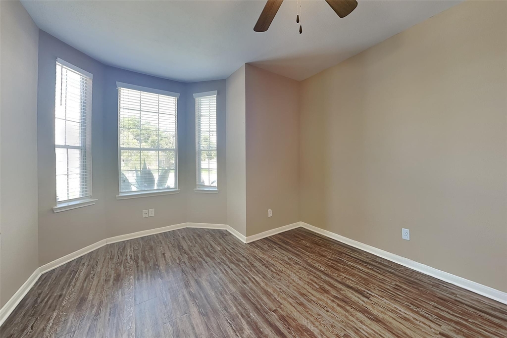 7418 Jacobs Well Drive - Photo 17