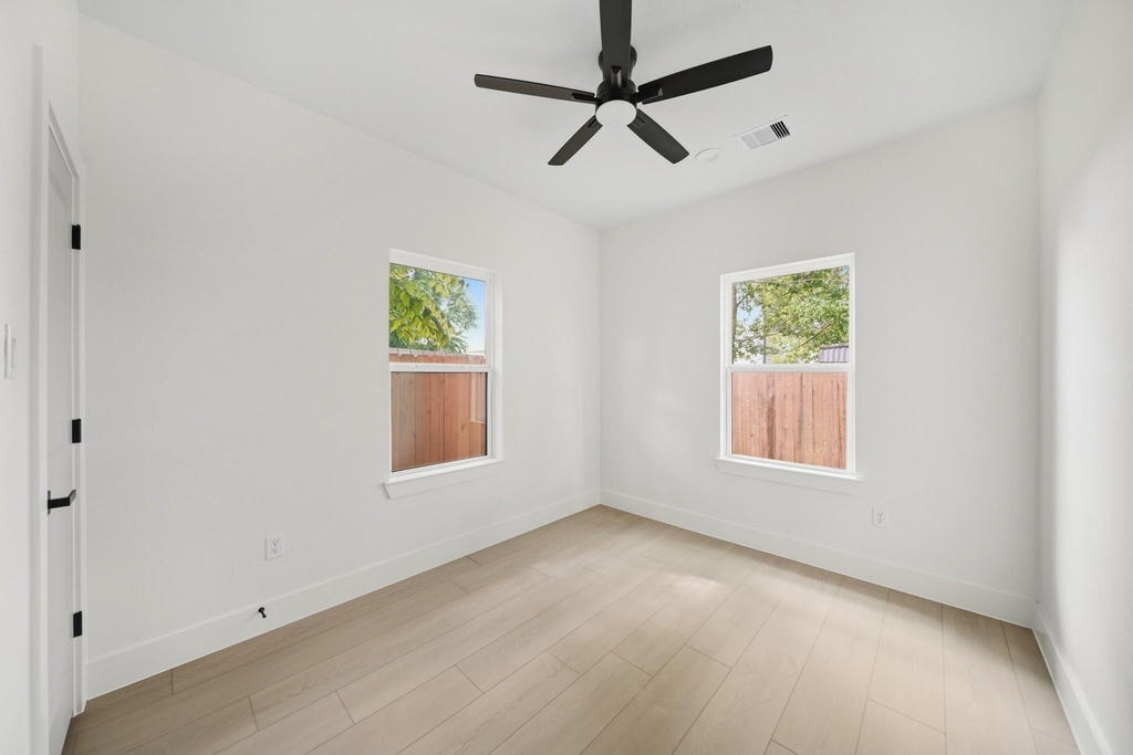 4314 Stassen Street - Photo 9