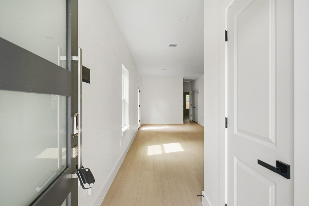 4314 Stassen Street - Photo 2