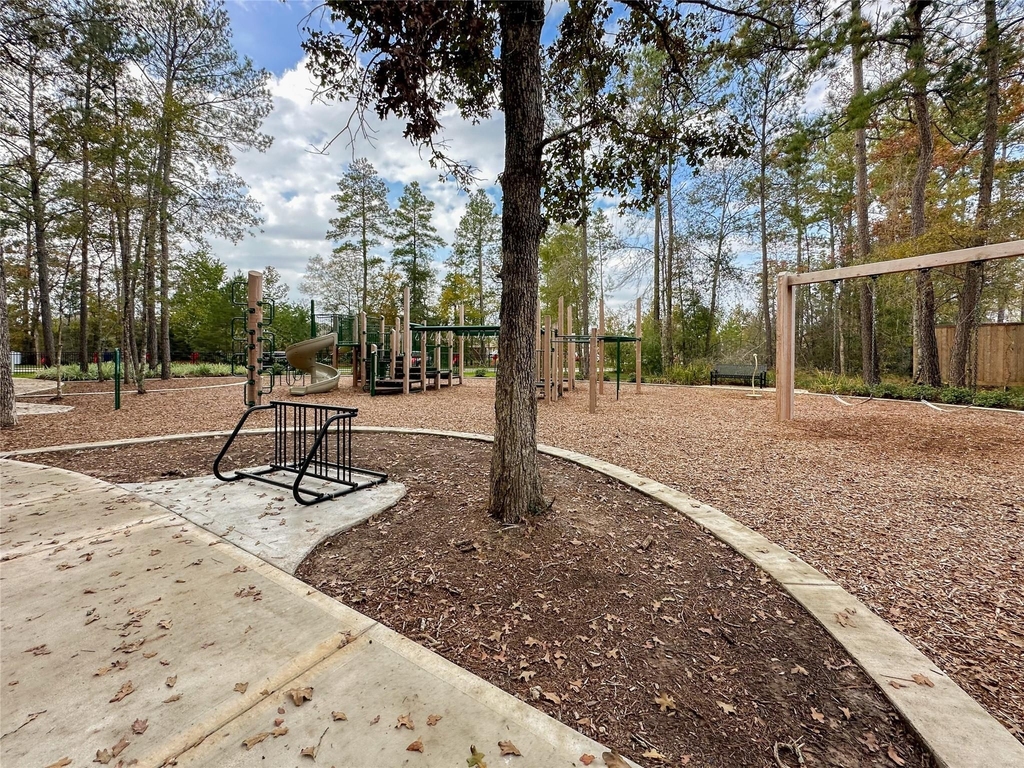 1515 Las Cuevas Drive - Photo 27