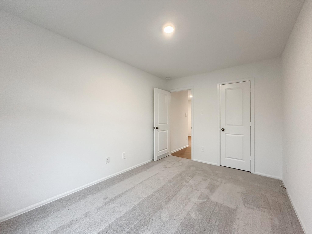 1515 Las Cuevas Drive - Photo 19