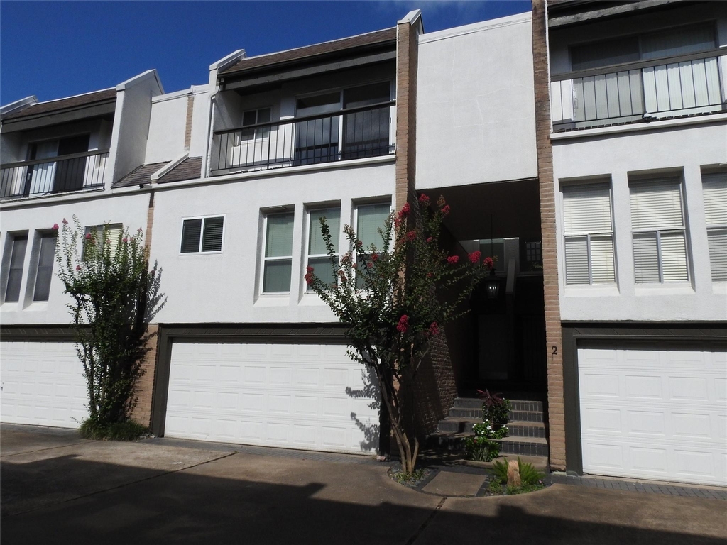 218 Stratford Street - Photo 1