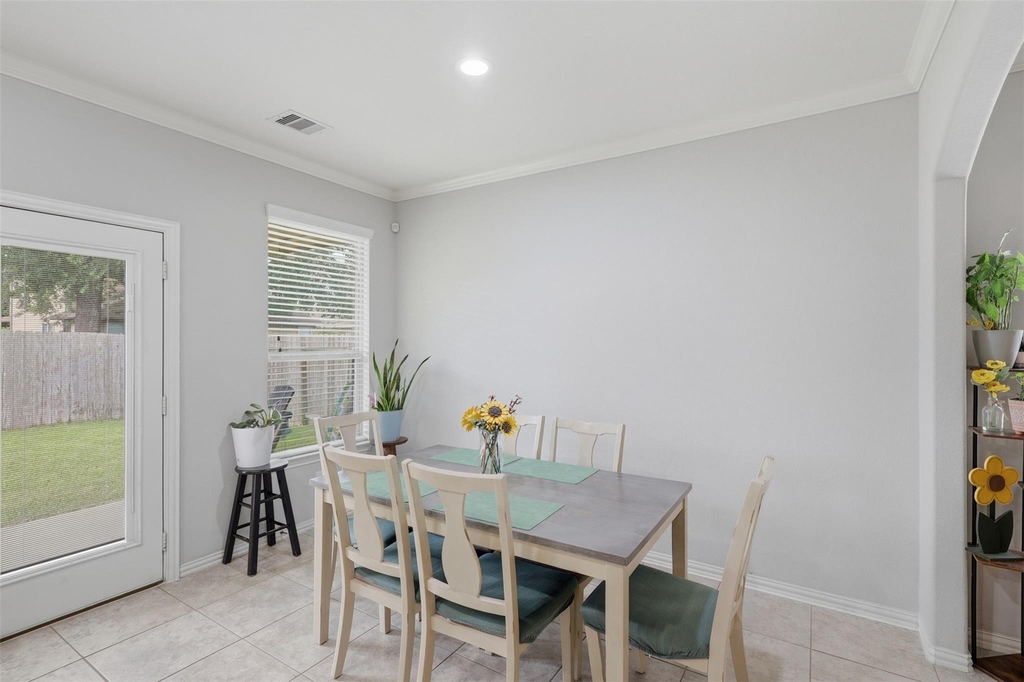 2244 Ivy Wall Drive - Photo 5