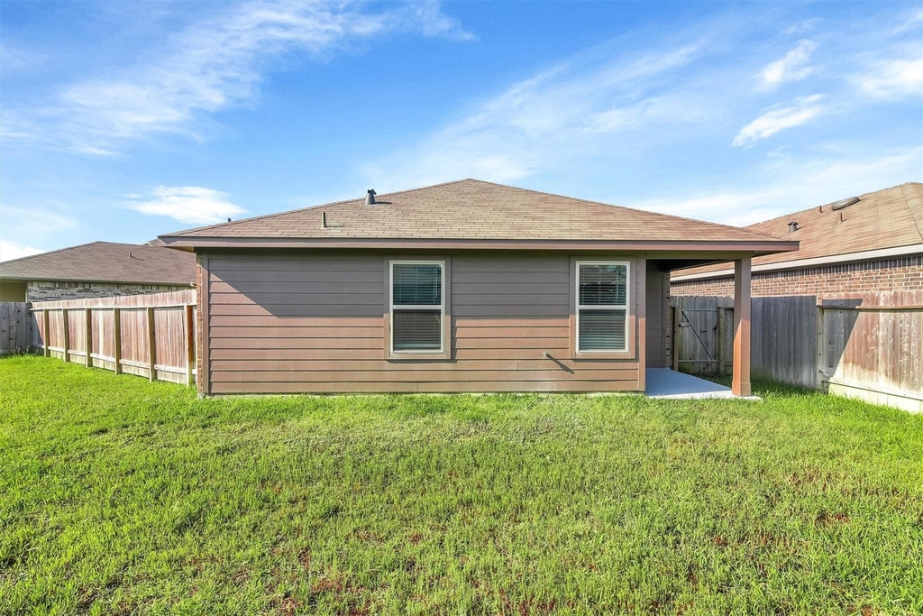 16831 Silent Pines Court - Photo 28