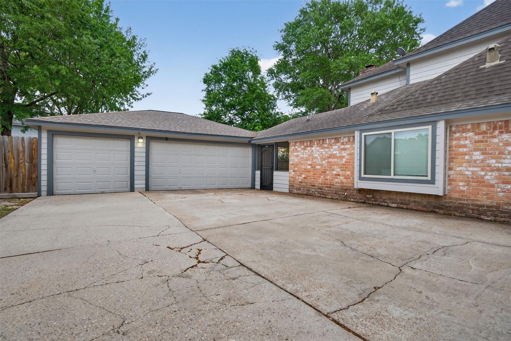 19919 Sundance Drive - Photo 4