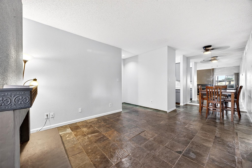 10053 Westpark Drive - Photo 8