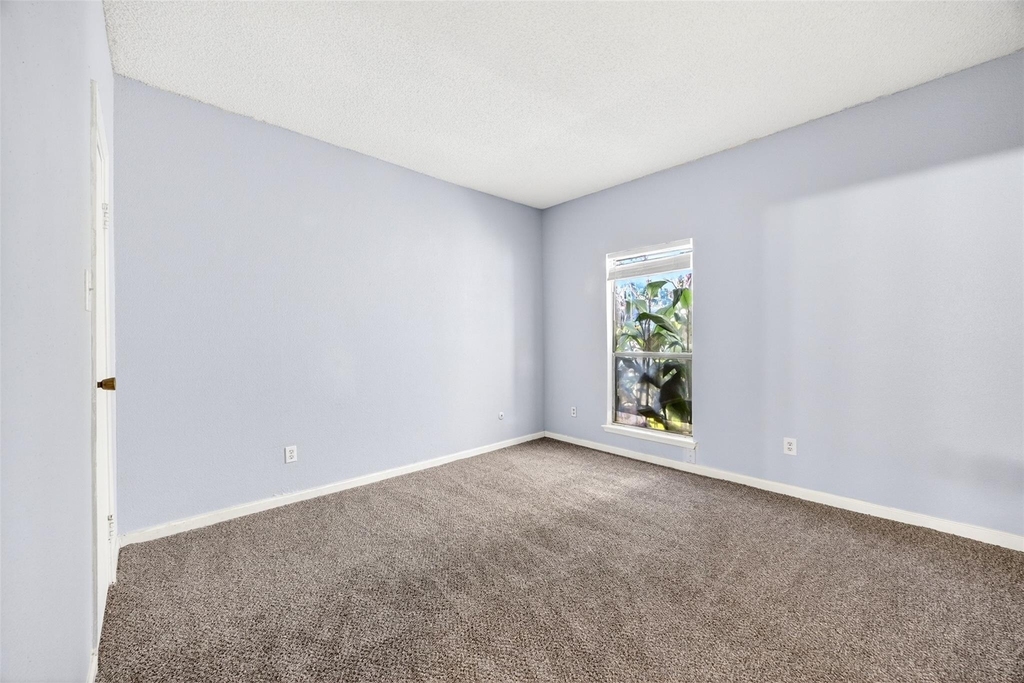 10053 Westpark Drive - Photo 20