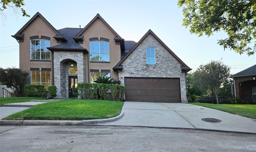 2202 Cherry Hill Court - Photo 0