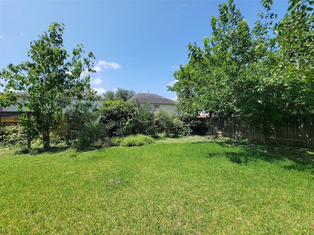 7506 Boxwood Ridge Lane - Photo 43