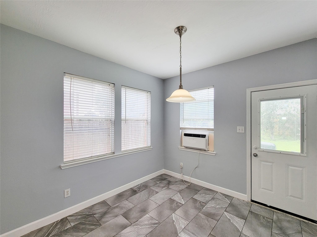 7506 Boxwood Ridge Lane - Photo 20