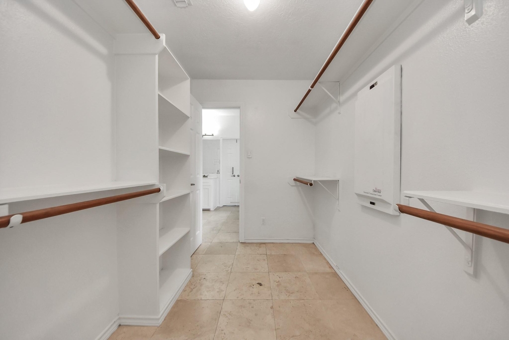 11207 Satin Tail Lane - Photo 31