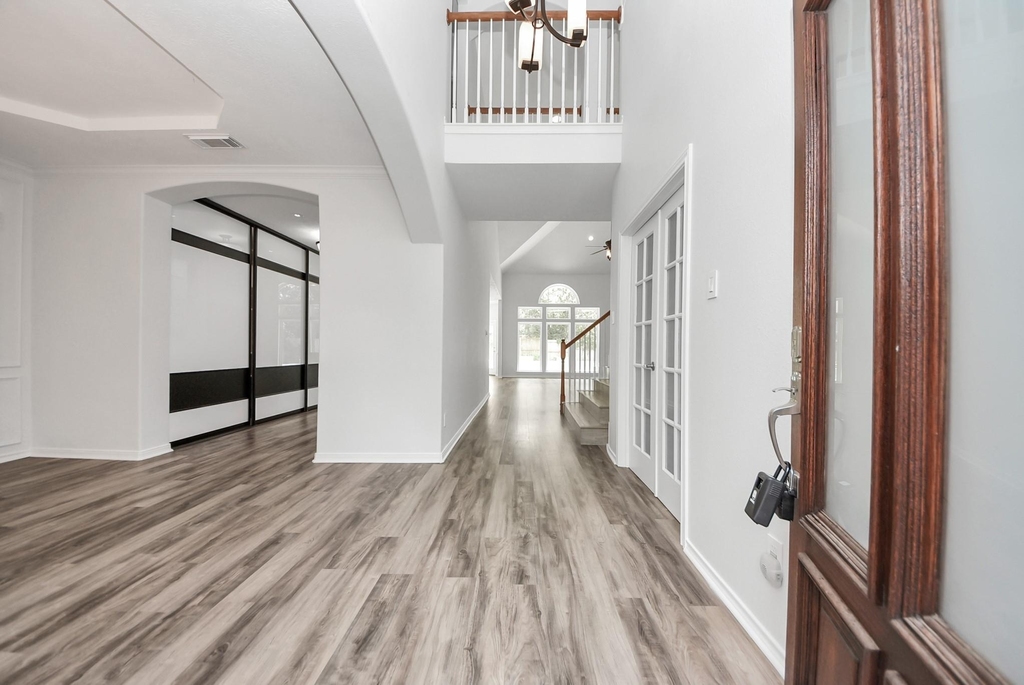 11207 Satin Tail Lane - Photo 3