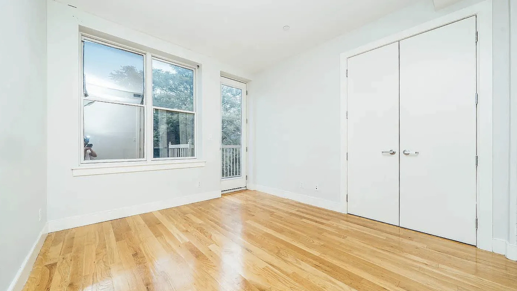 33 Fayette Street - Photo 1