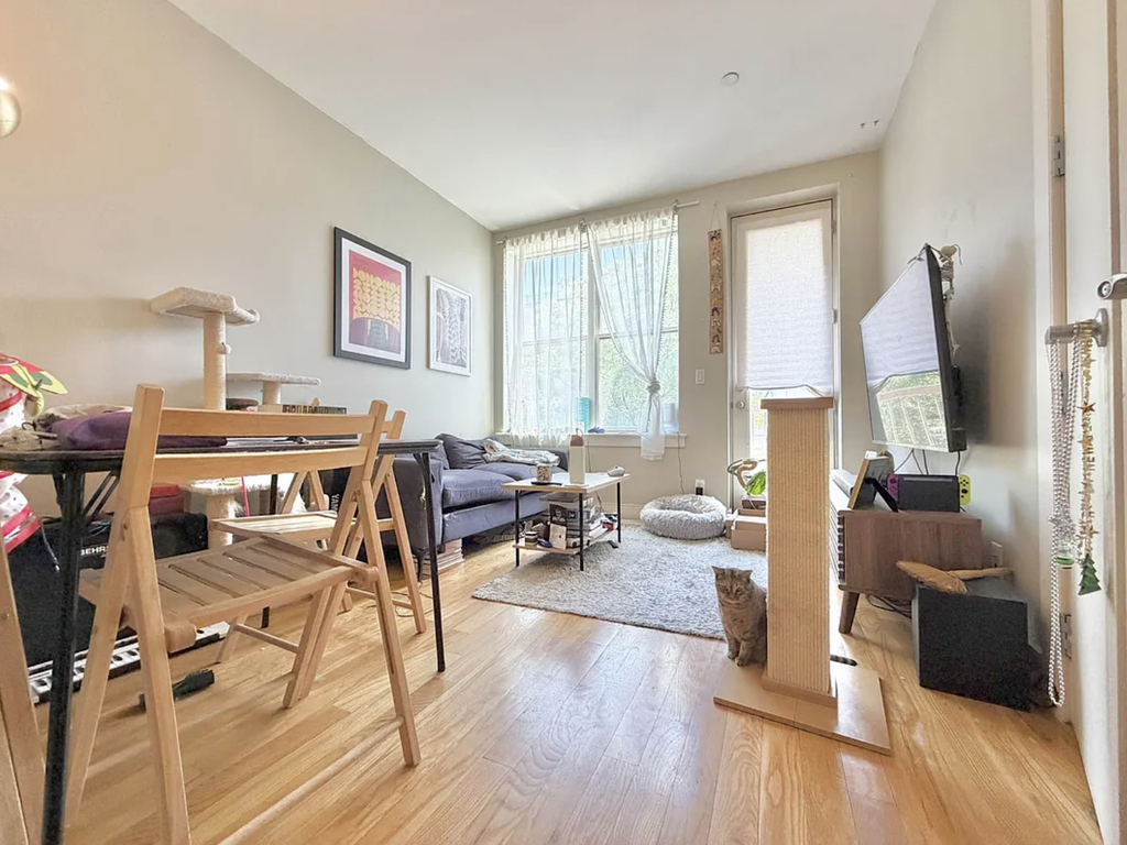33 Fayette Street - Photo 0