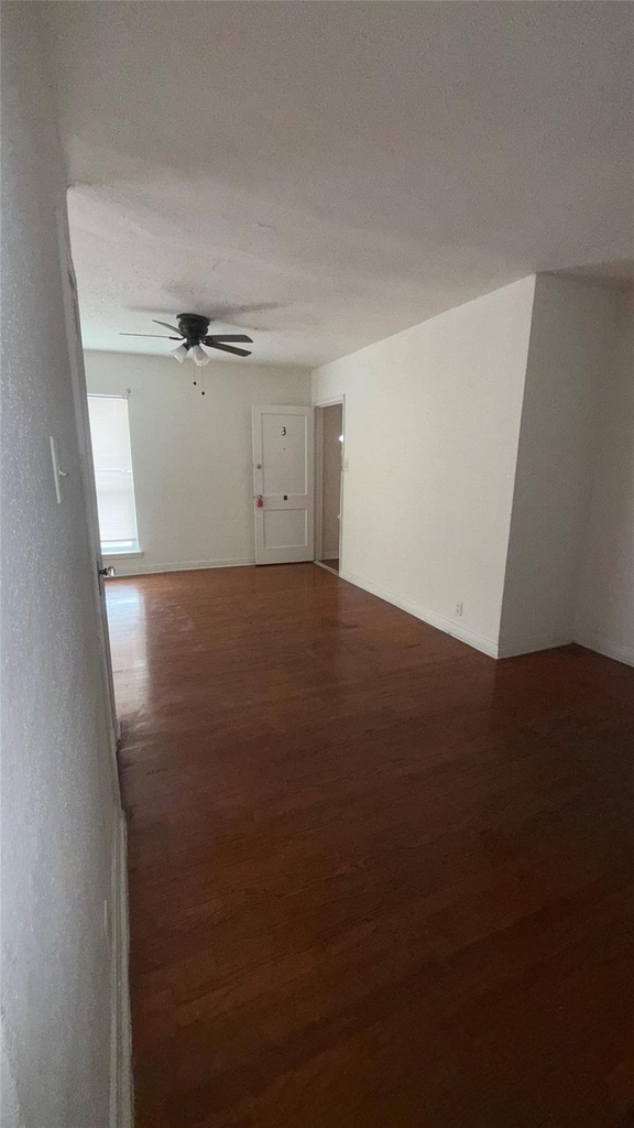 1842 W Main Street - Photo 9