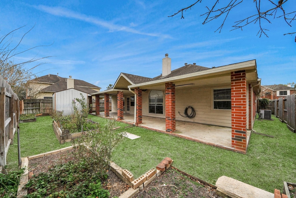 1103 Lake Shore Drive - Photo 26