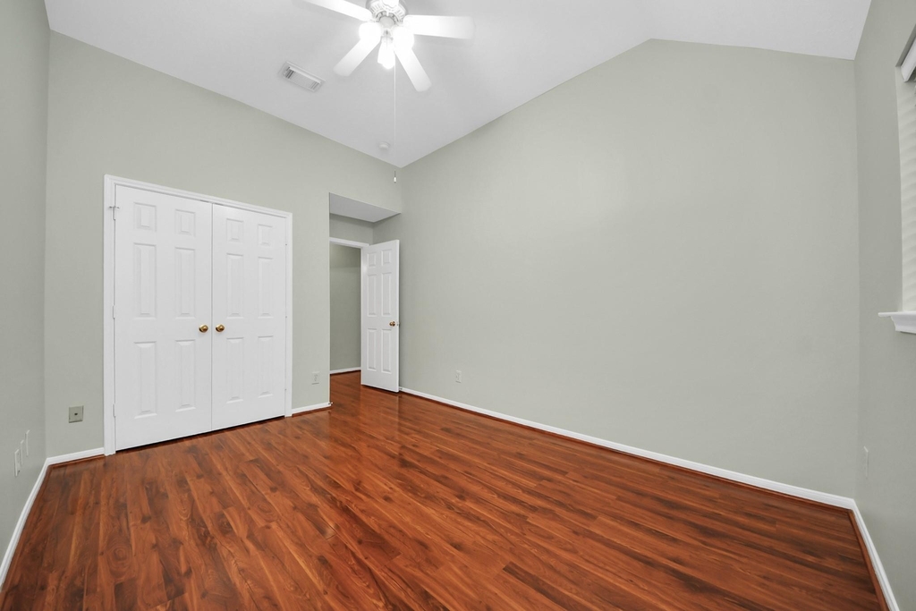 1103 Lake Shore Drive - Photo 19