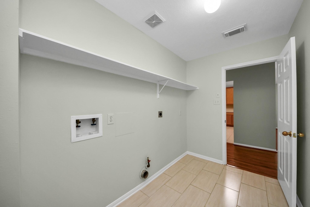 1103 Lake Shore Drive - Photo 24