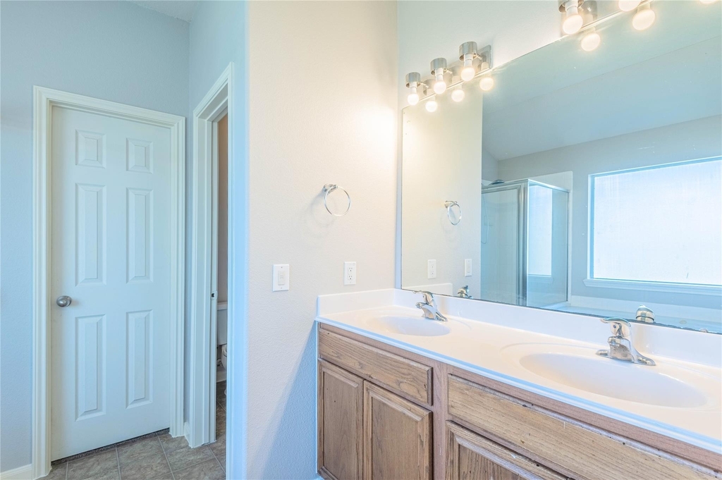 20926 Hamlet Ridge Lane - Photo 9
