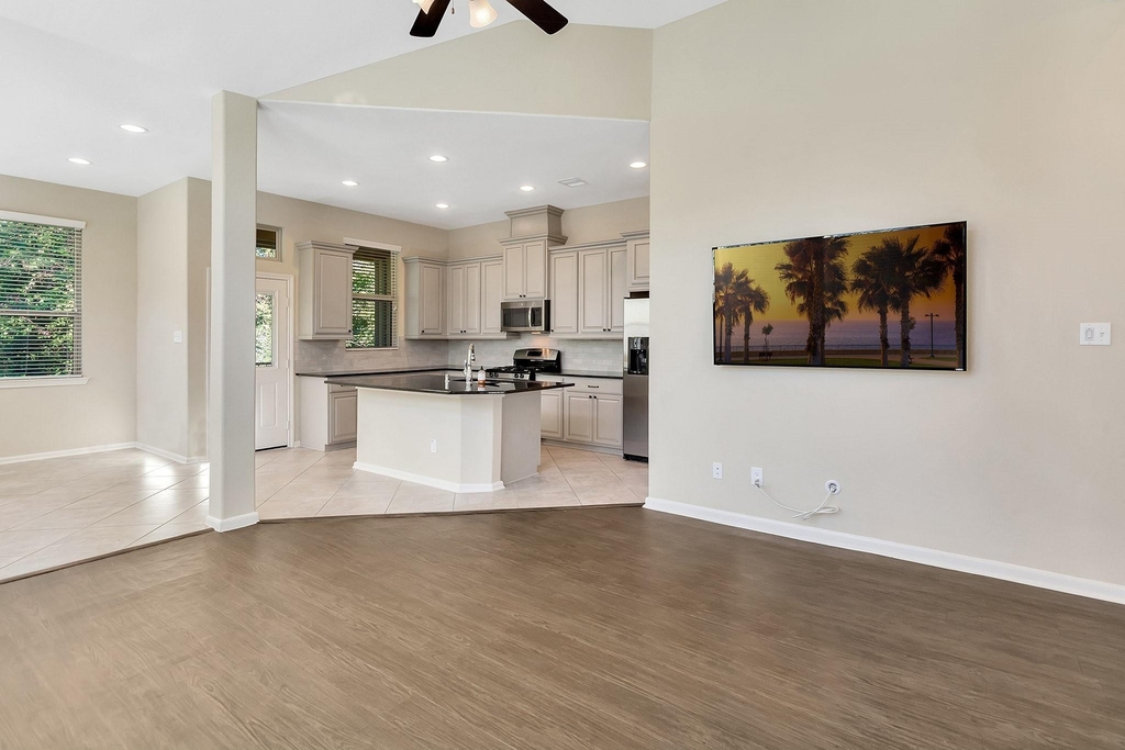 222 Cheswood Forest - Photo 16