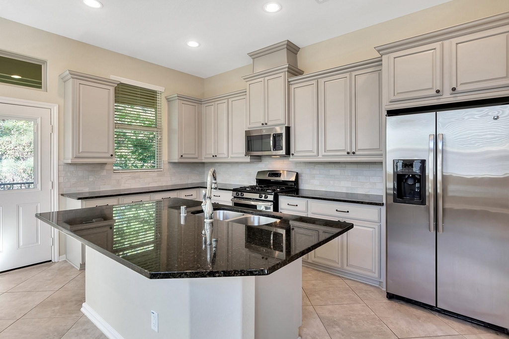 222 Cheswood Forest - Photo 22