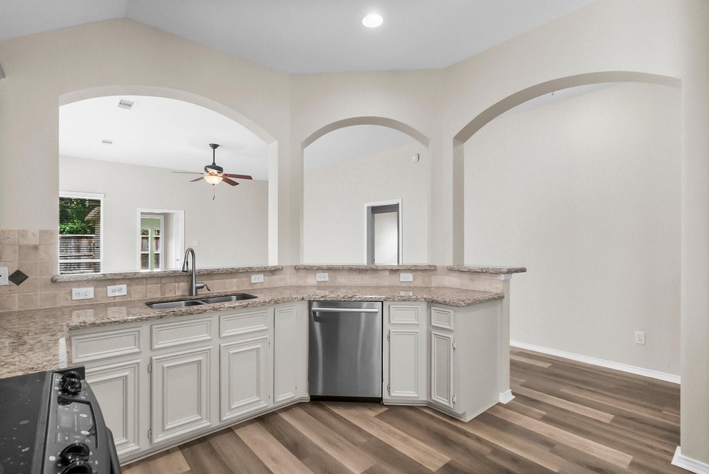 2419 Keegan Hollow Lane - Photo 11