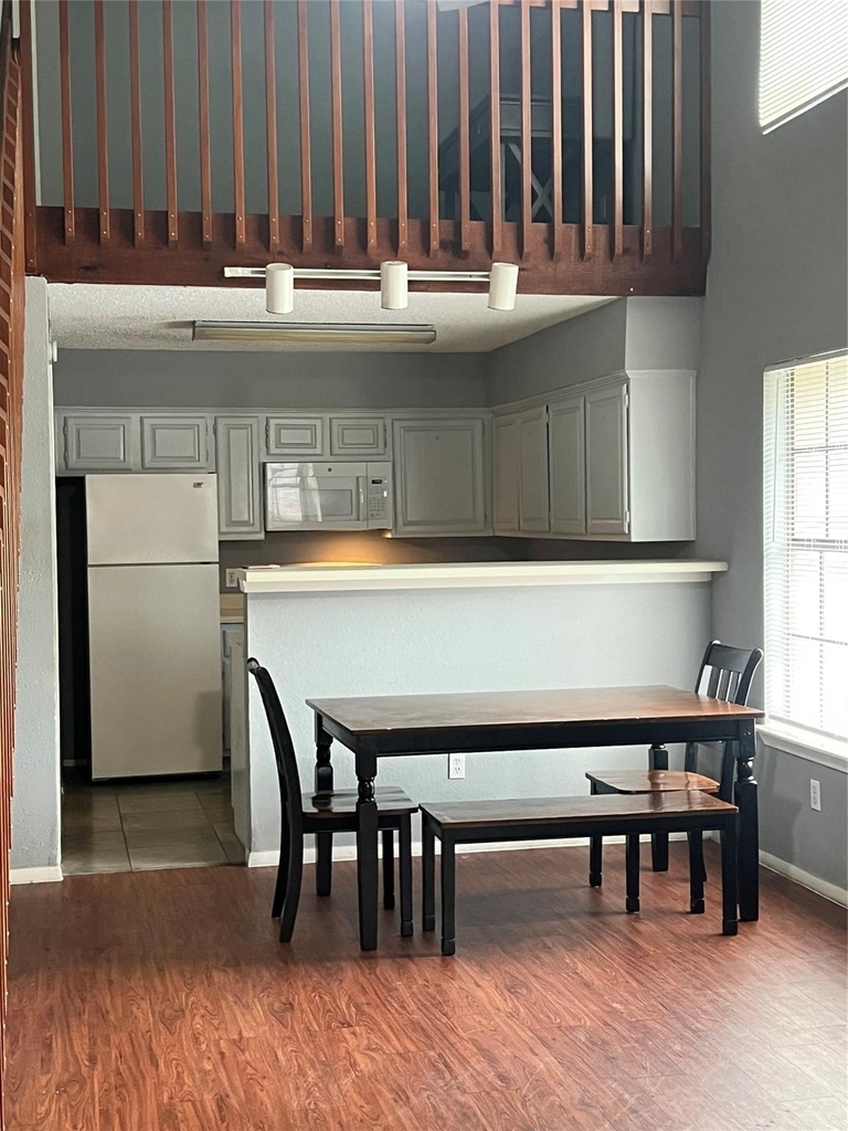 200 Pecan Drive - Photo 3