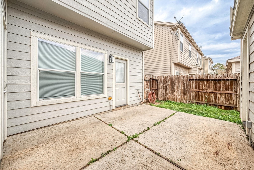 23814 Single Oak Street - Photo 7