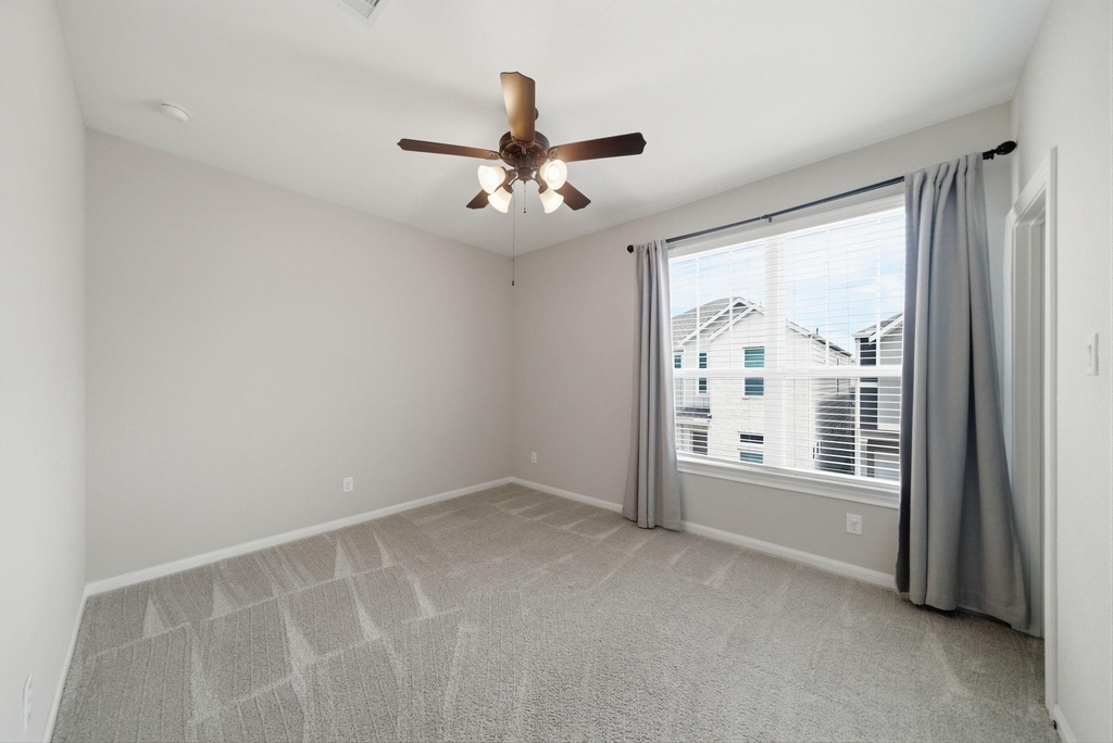 10009 Granary Drive - Photo 9