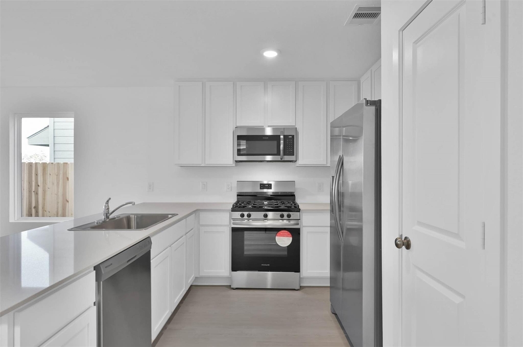 18243 Via Aurelia Drive - Photo 8