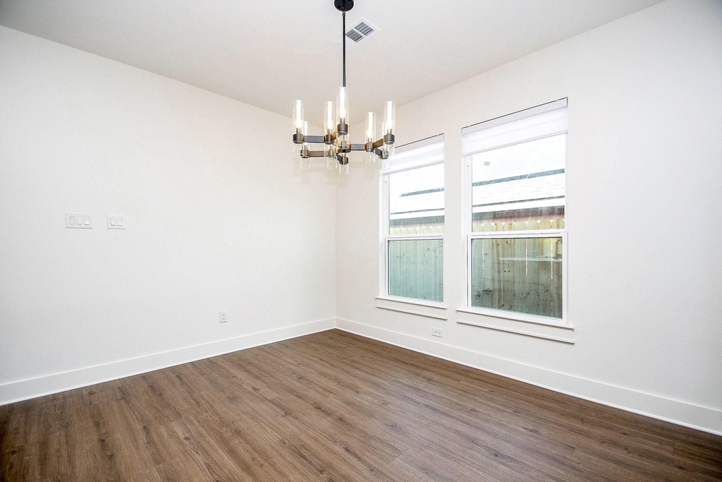 4101 Victoria Avenue - Photo 17