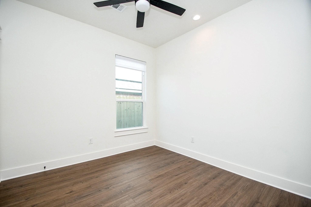 4101 Victoria Avenue - Photo 20