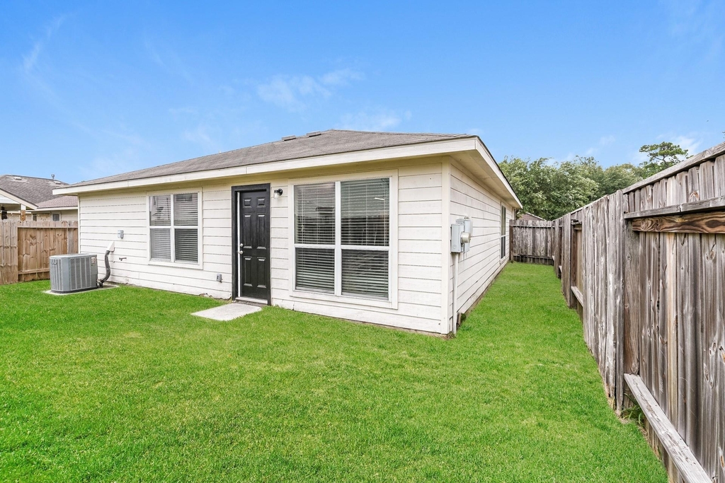 12319 Garden Gale Lane - Photo 17