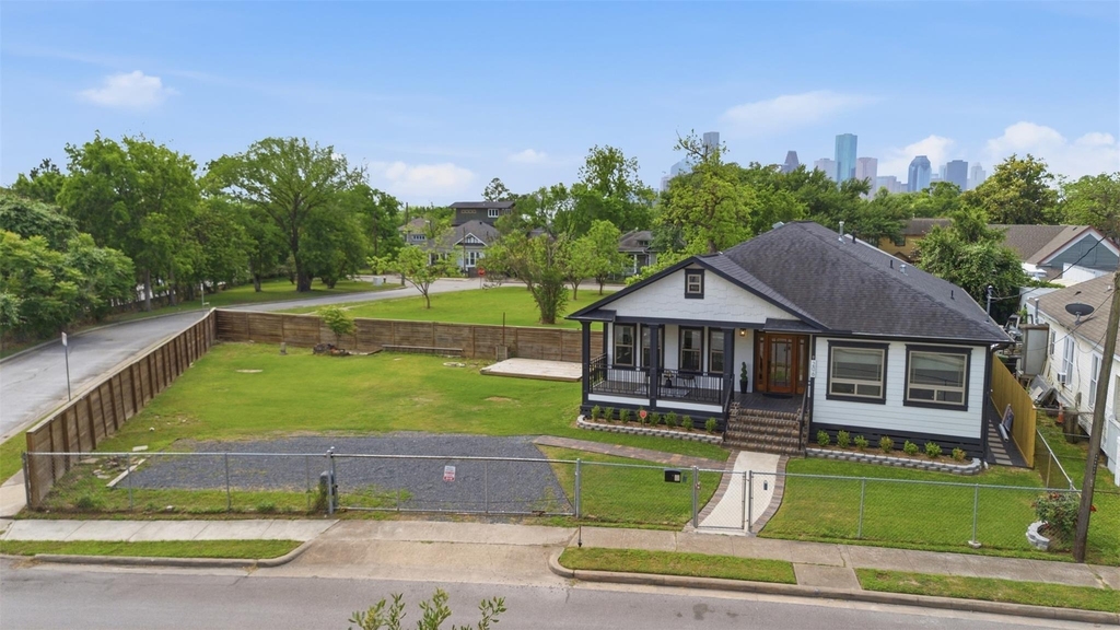 206 N Street - Photo 45