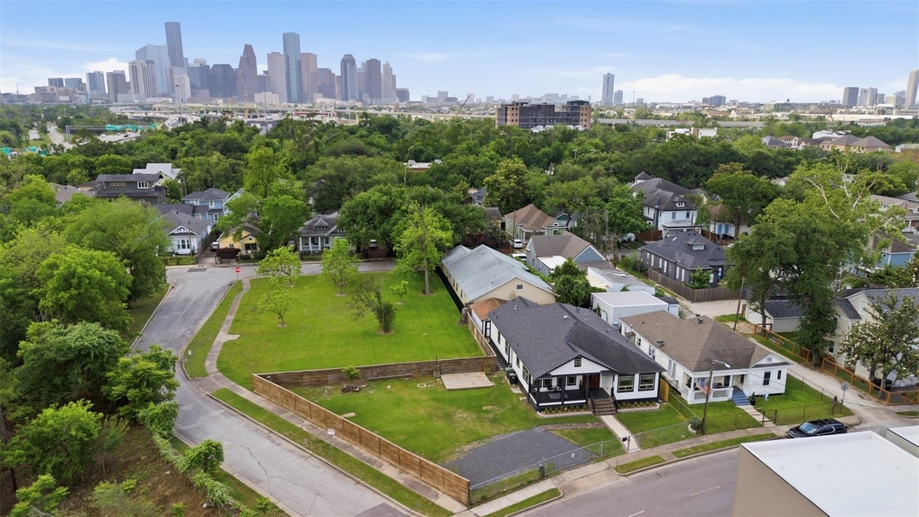 206 N Street - Photo 43