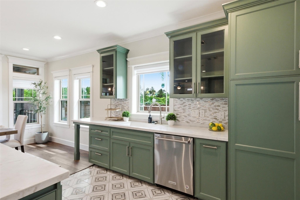206 N Street - Photo 12