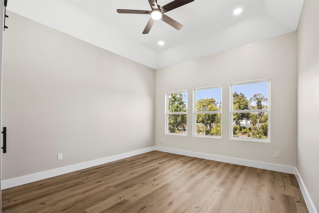 5949 Collingsworth Street - Photo 24