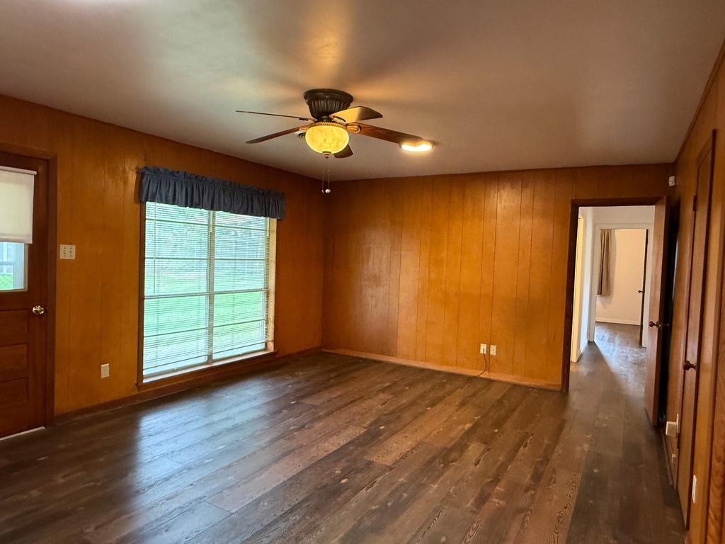 515 Elm Street - Photo 2