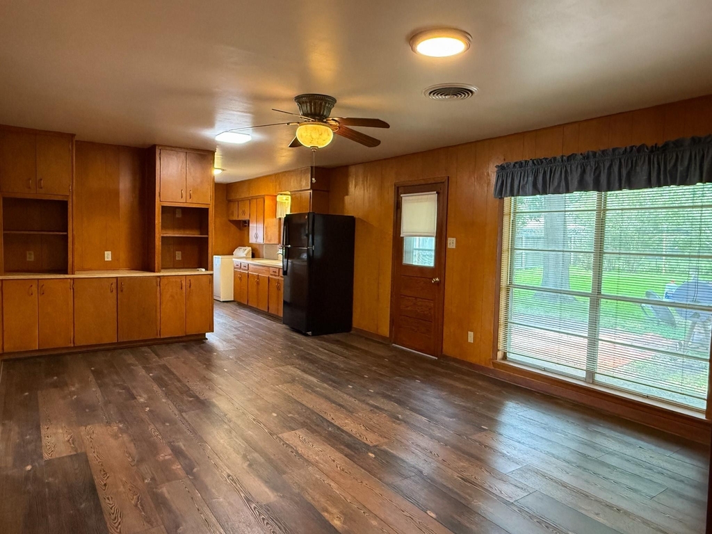 515 Elm Street - Photo 3